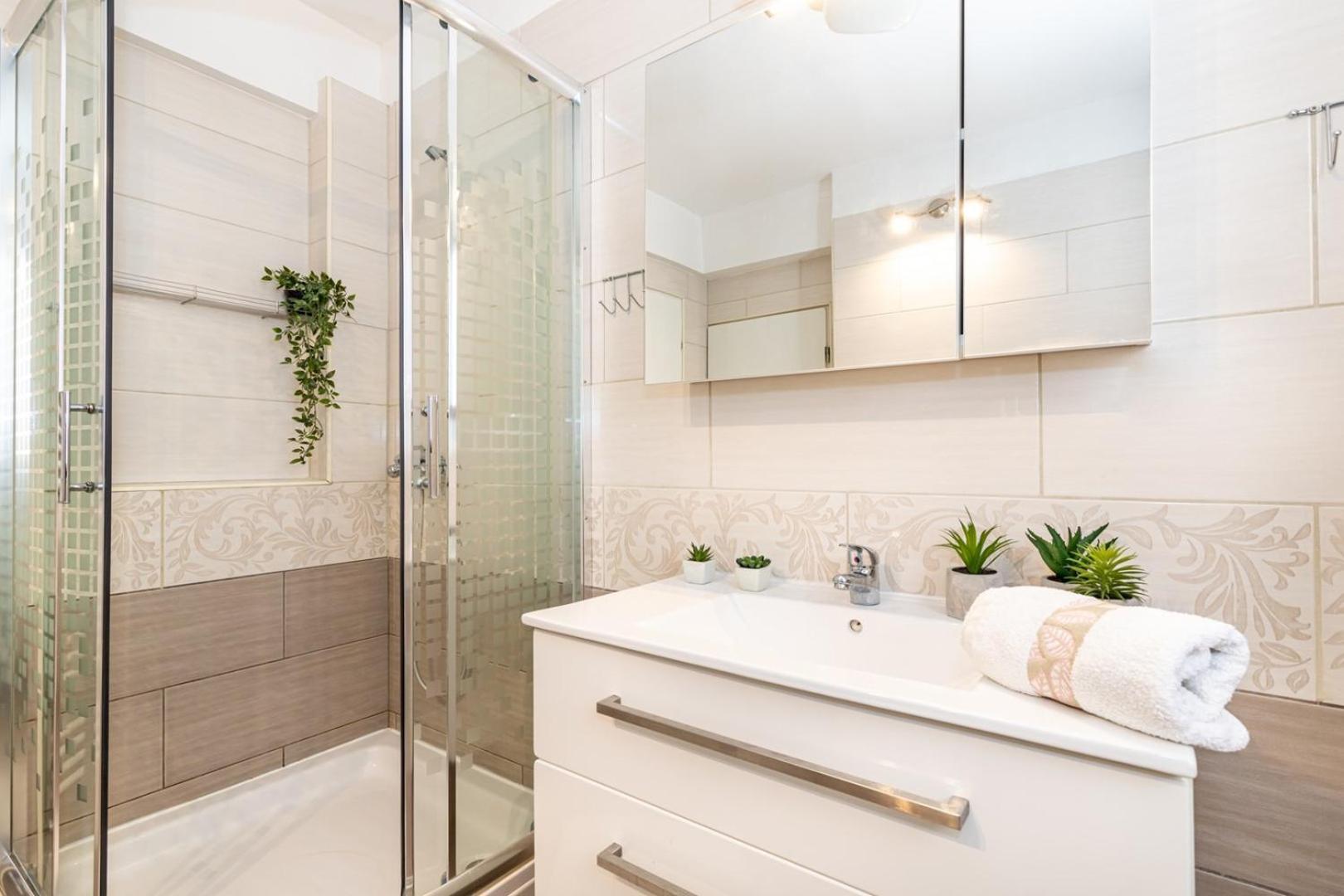 Apartments Alida ポレッチ 部屋 写真